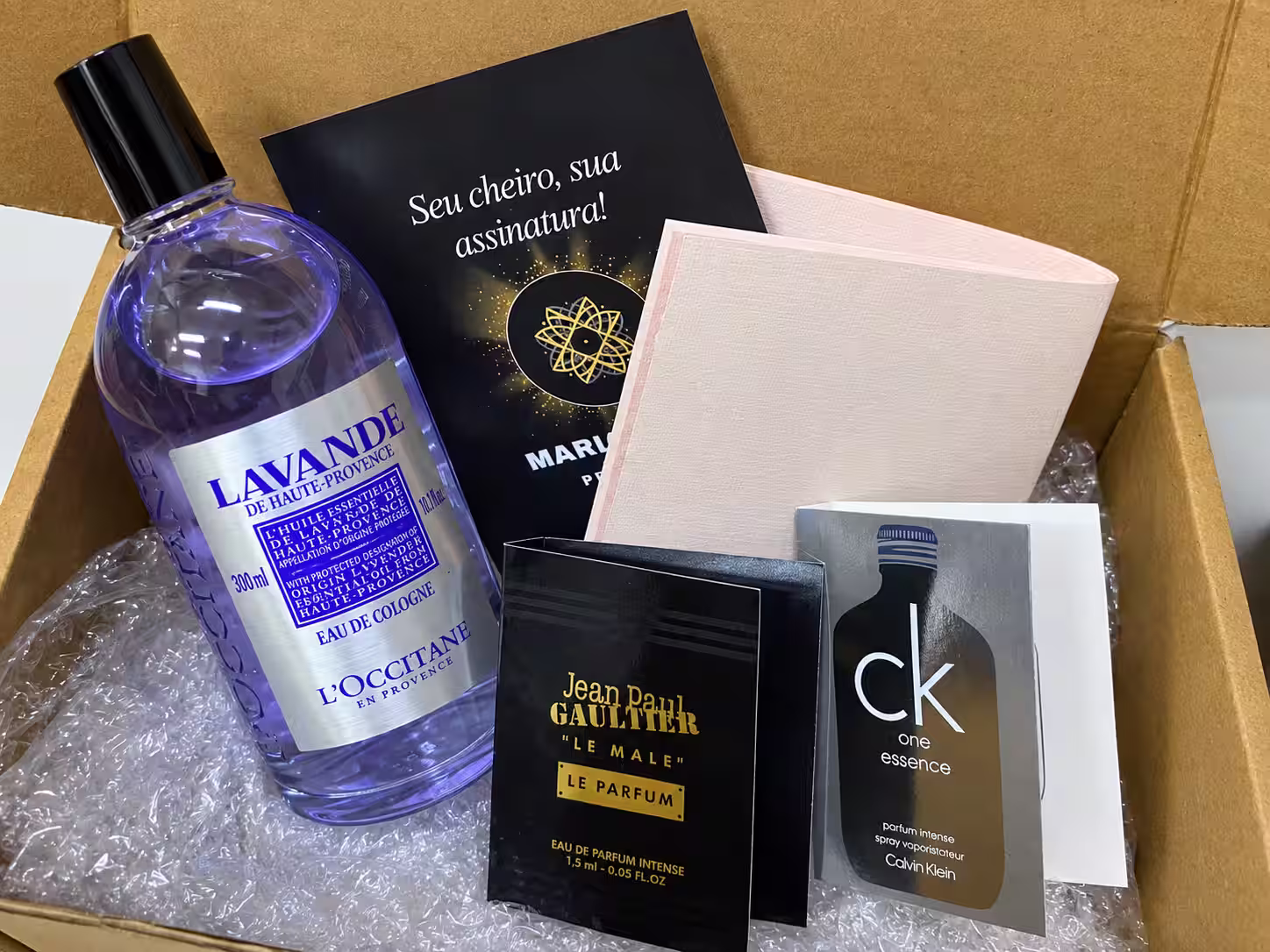 Unboxing da colônia Lavanda L'Occitane